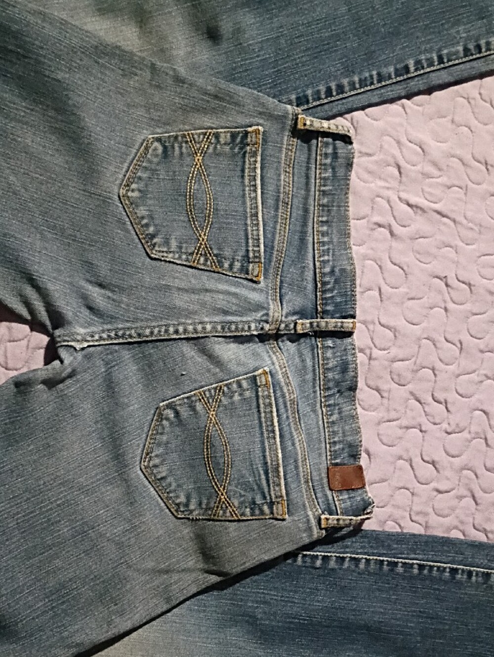 Abercrombie & Fitch Womens Classic Jeans - Picture 4 of 4